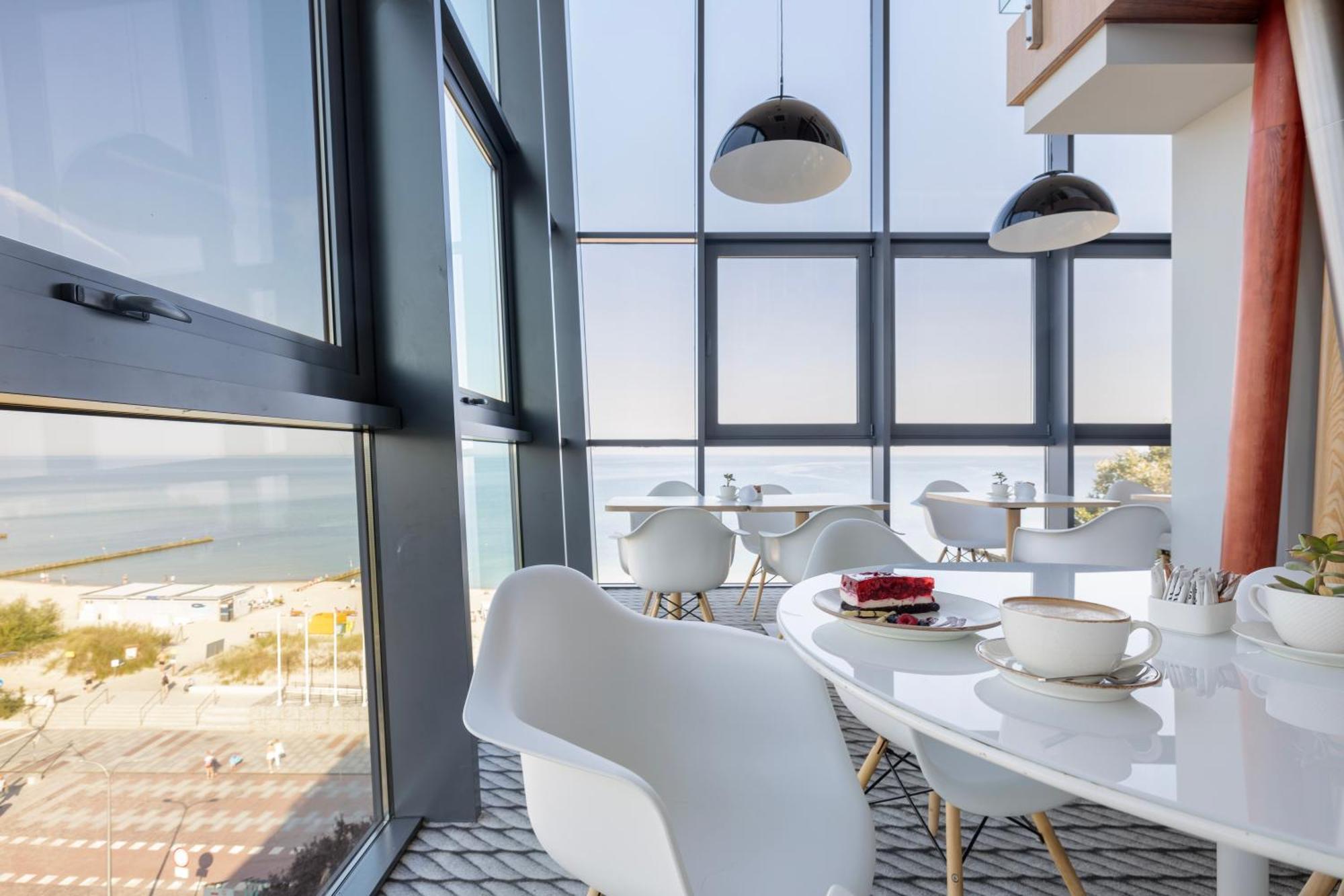 Ultra Marine By Zdrojowa Hotell Kołobrzeg Exteriör bild