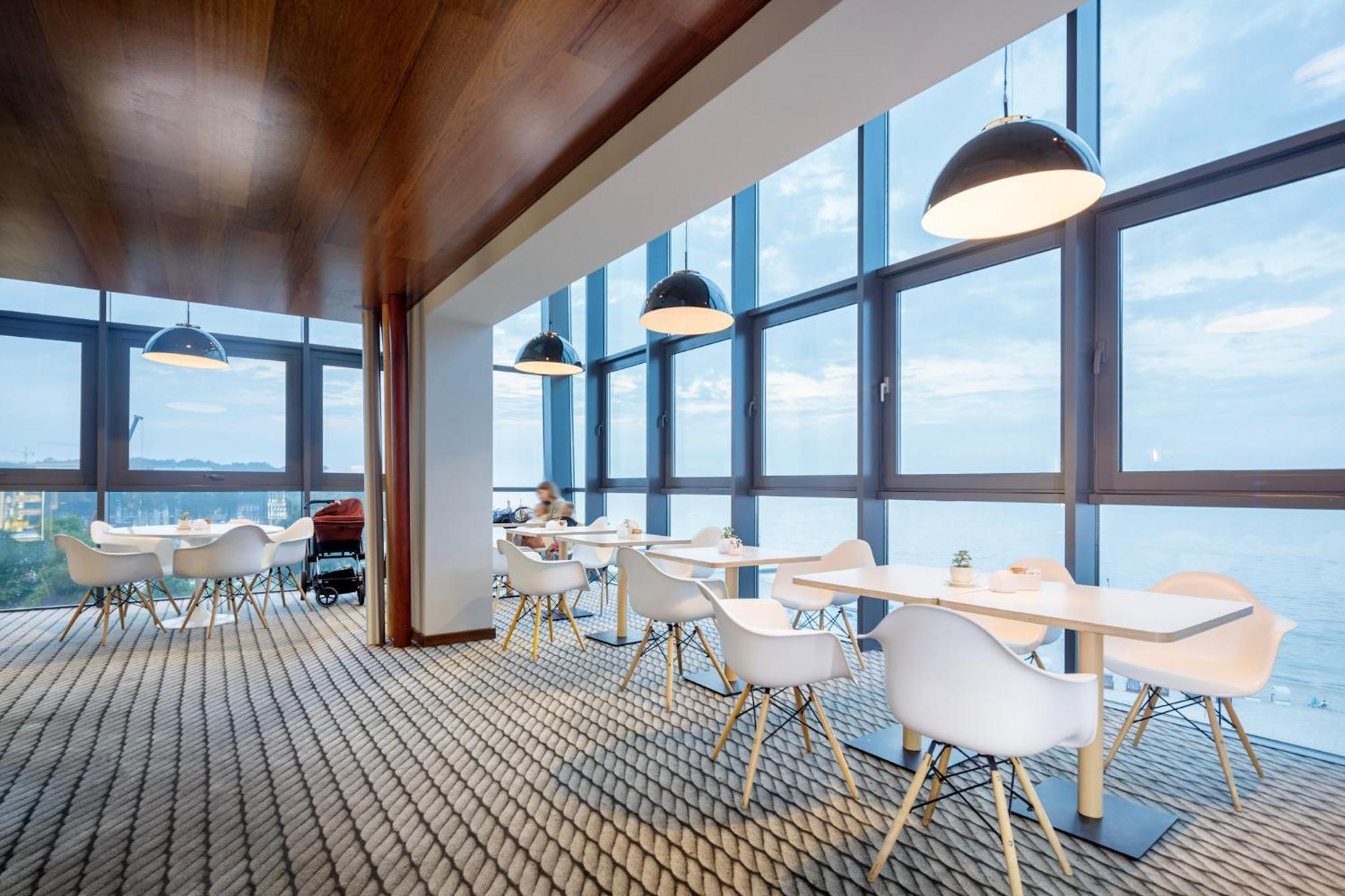 Ultra Marine By Zdrojowa Hotell Kołobrzeg Exteriör bild